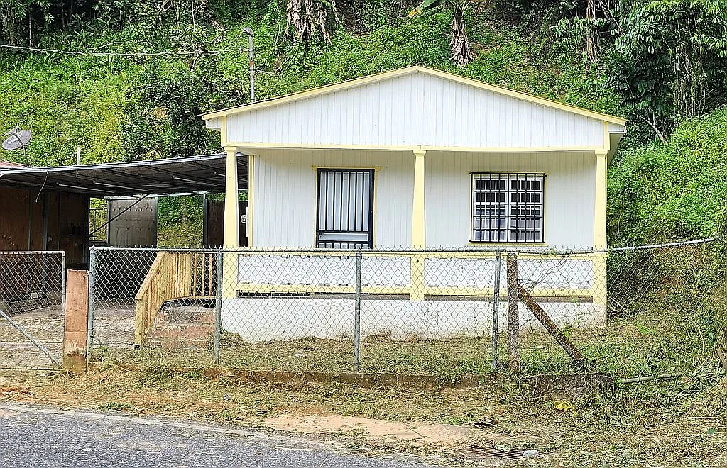 Casa para la venta en Adjuntas, PR